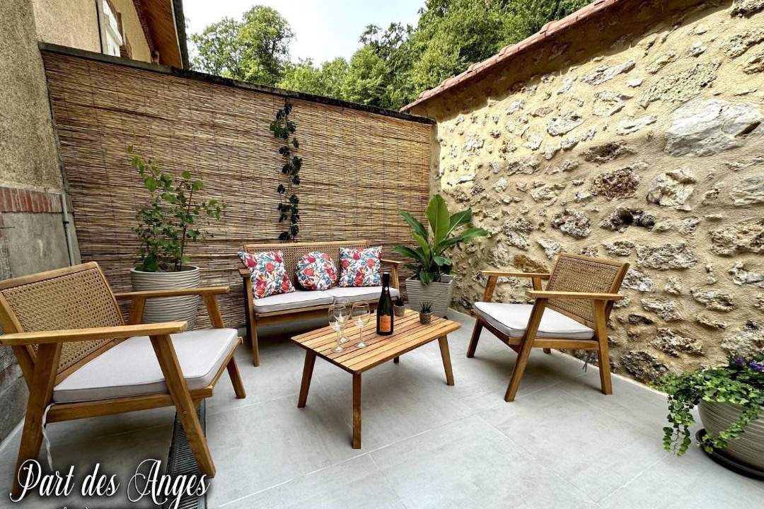 Photo of Patio Balcony in Hautvillers