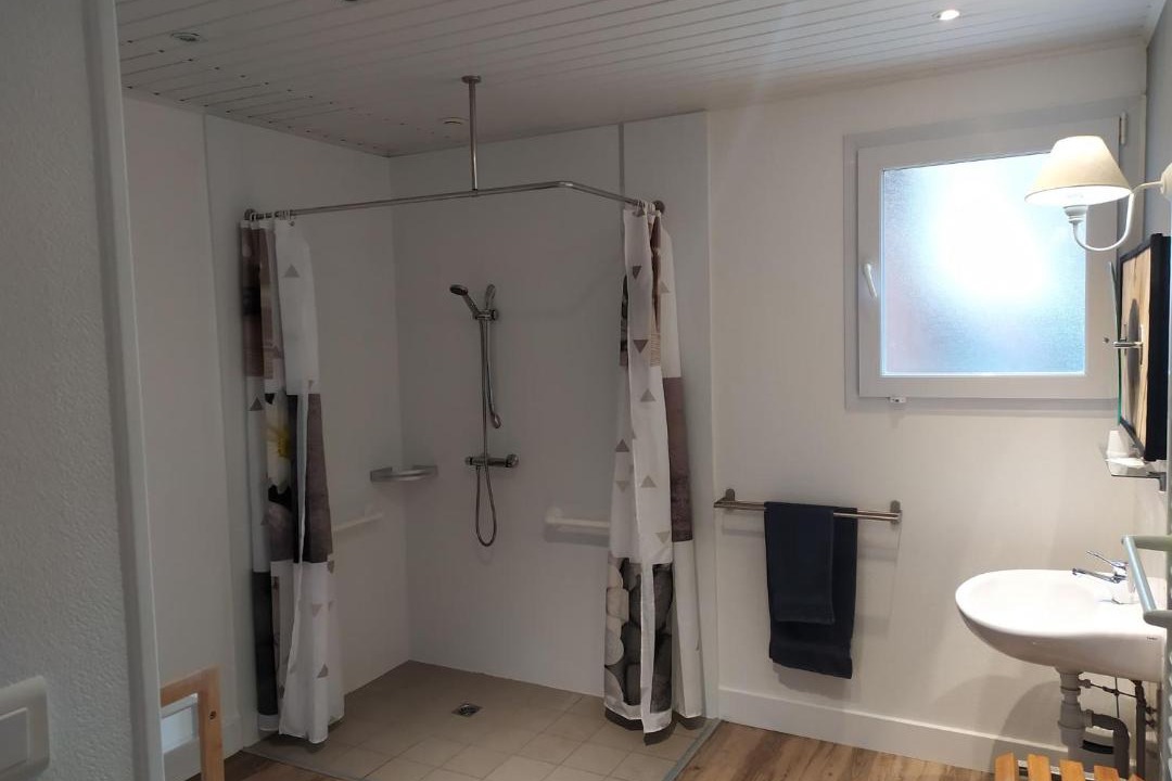 Photo of Bathroom in Sancourt
