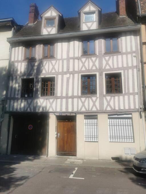 Photo of Others in Quartier Saint-Marc - Croix de Pierre - Saint-Nicaise