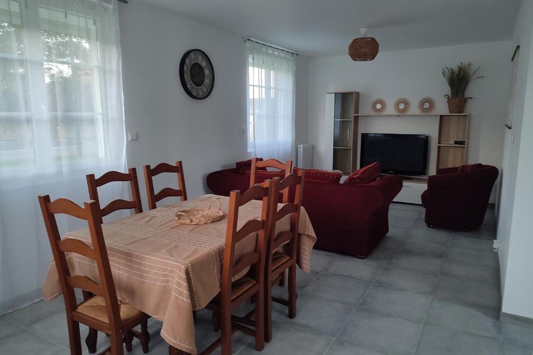 Photo of Livingroom in Mesnil-Saint-Nicaise
