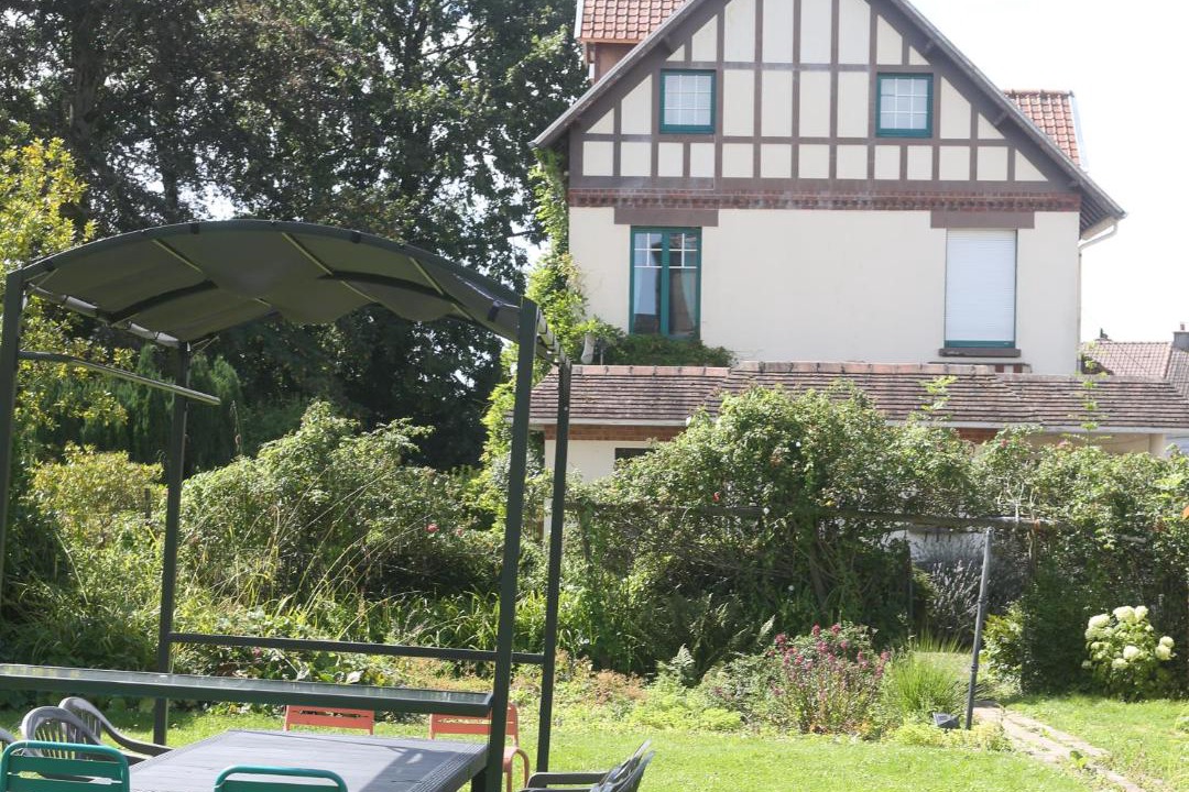 Photo of Buildings in Desvres