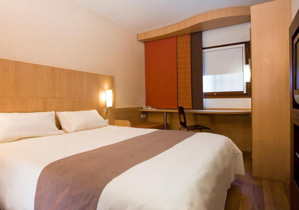 Photo of Bedroom in Fontaine-Notre-Dame