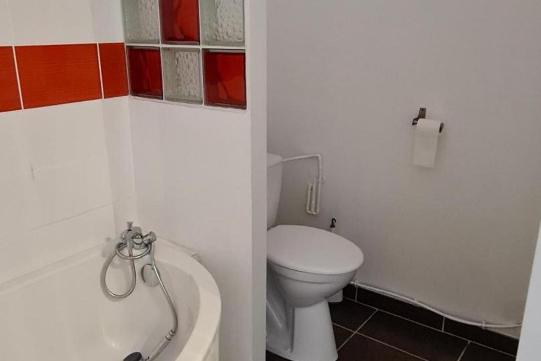 Photo of Bathroom in Samer