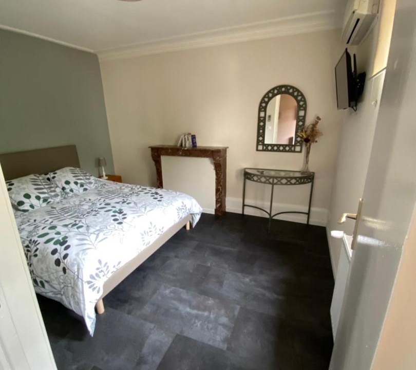 Photo of Bedroom in Le Creusot
