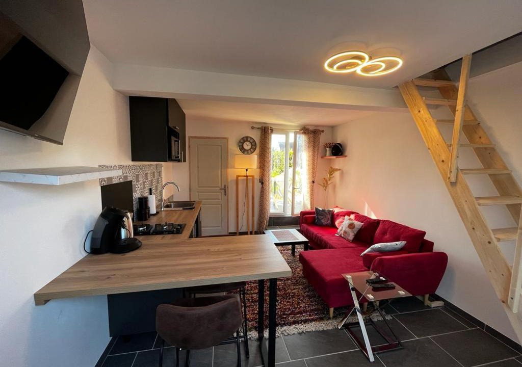 Photo of Livingroom in Saint-Just