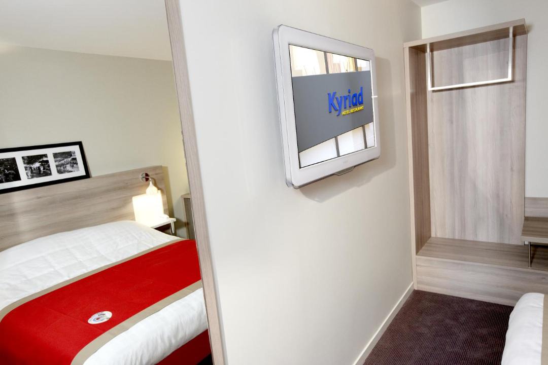 Photo of Bedroom in Saint-Cyr-l'Ecole