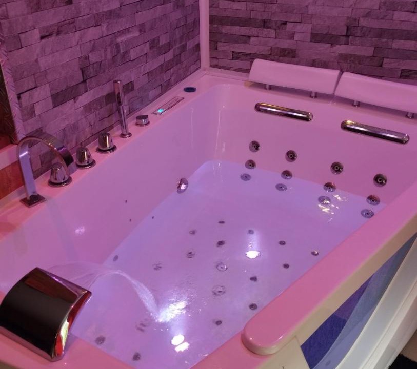 Photo of Bathroom in Verton