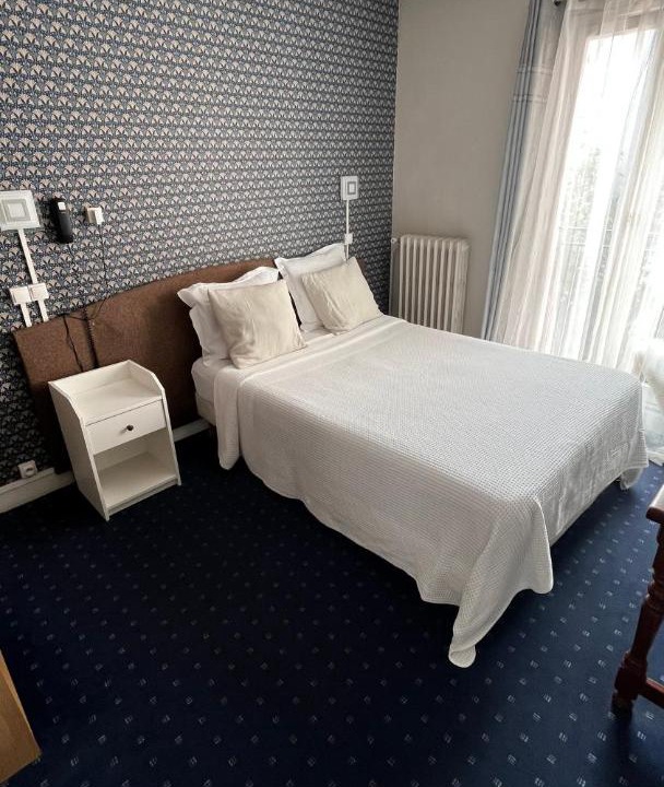 Photo of Bedroom in Enghien-les-Bains