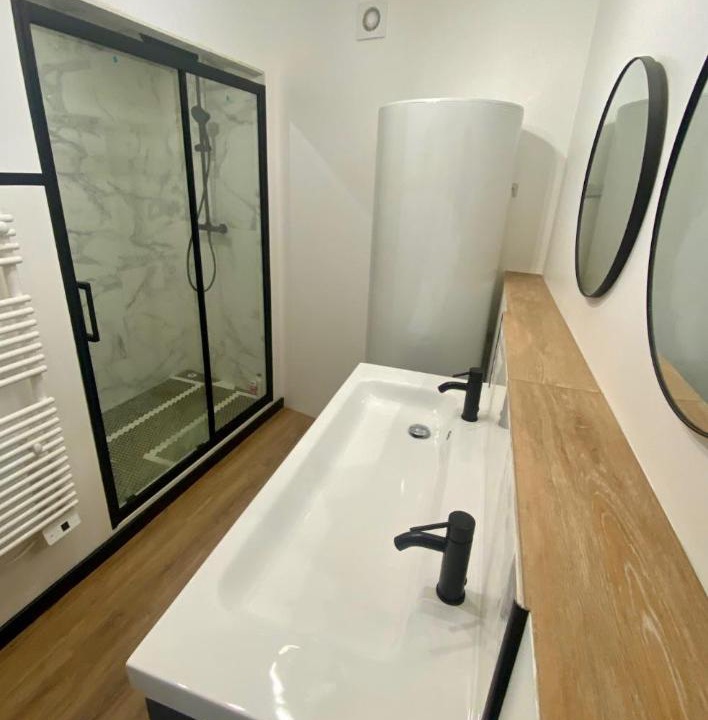 Photo of Bathroom in Englebelmer