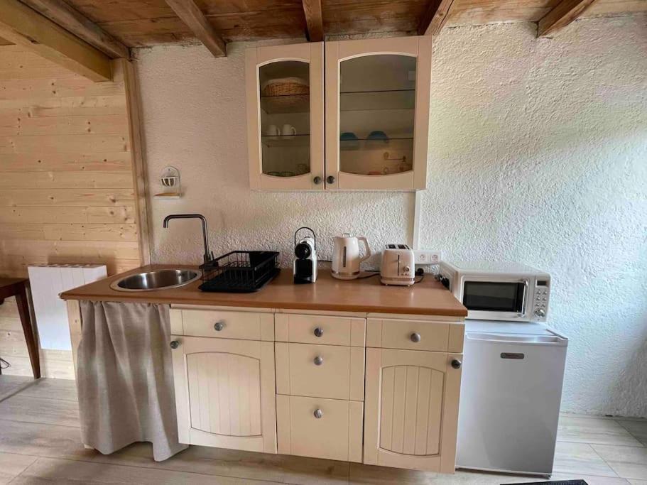Photo of Kitchen in Chiroubles