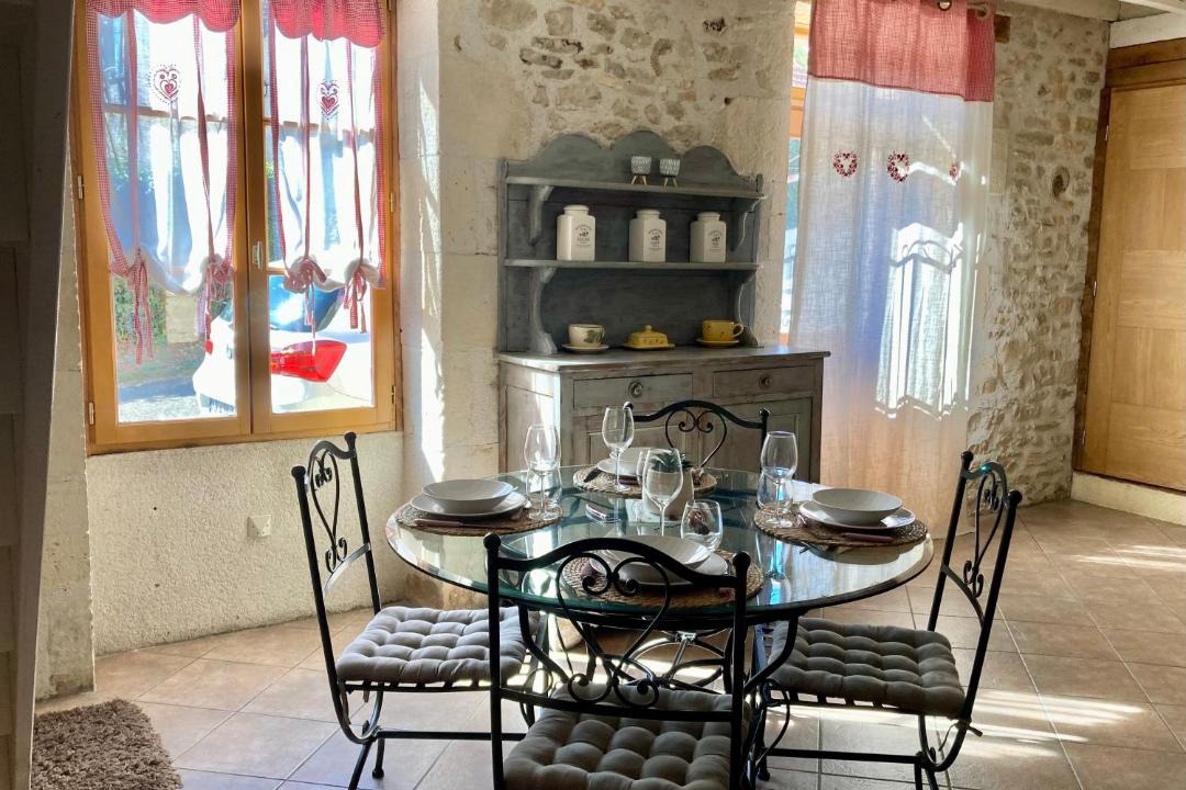 Photo of Livingroom in Saint-Parize-le-Chatel