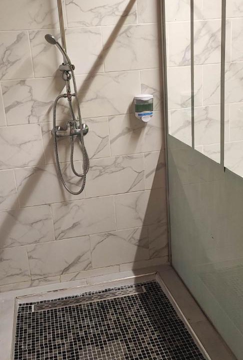 Photo of Bathroom in Montivilliers