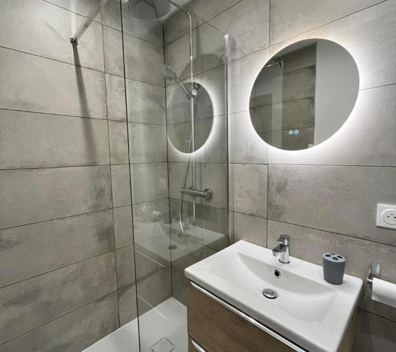 Photo of Bathroom in Saint-Jacques - Saint-Roch