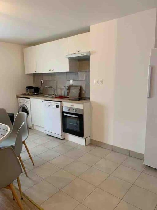Photo of Kitchen in Jouarre