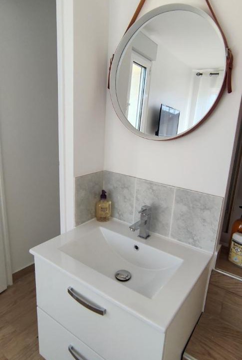 Photo of Bathroom in Plateau - Mont-Valerien