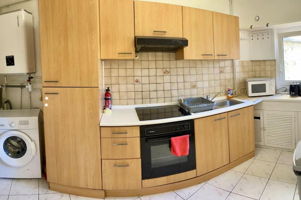 Photo of Kitchen in Miroir - Batignolles