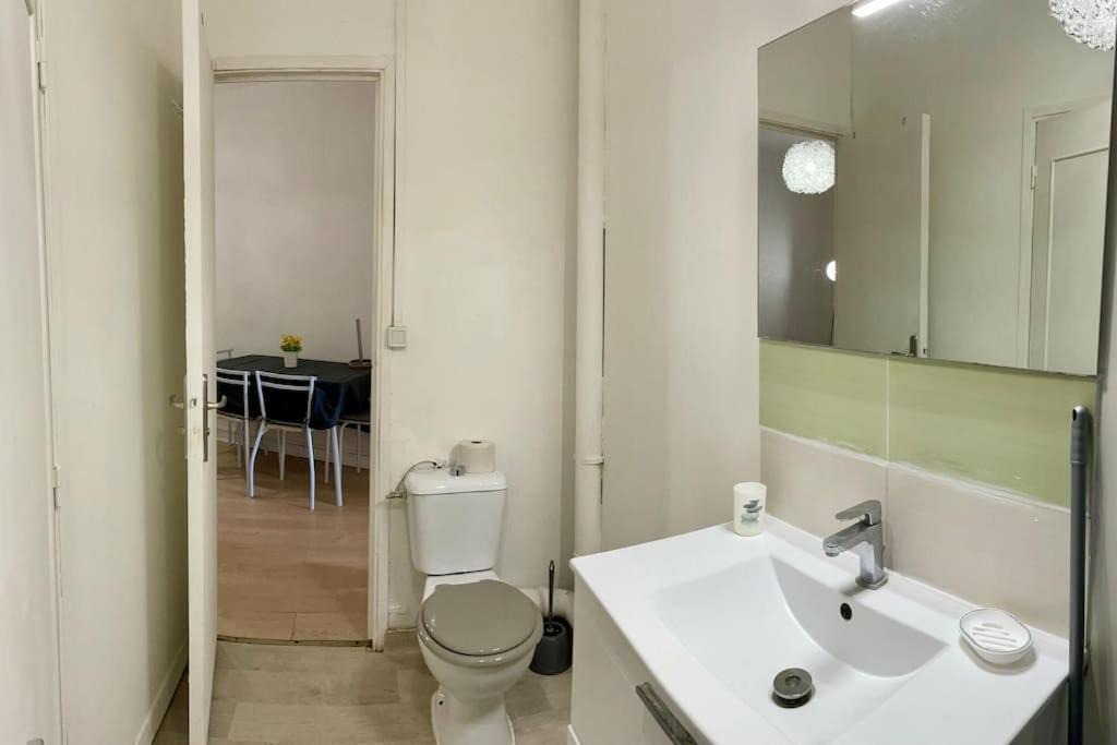 Photo of Bathroom in Miroir - Batignolles