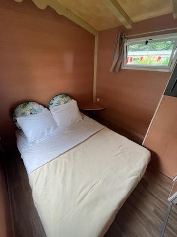 Photo of Bedroom in Albert