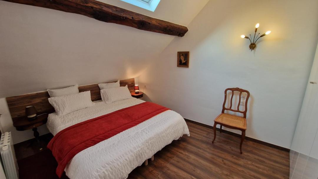 Photo of Bedroom in Chateau-Thierry