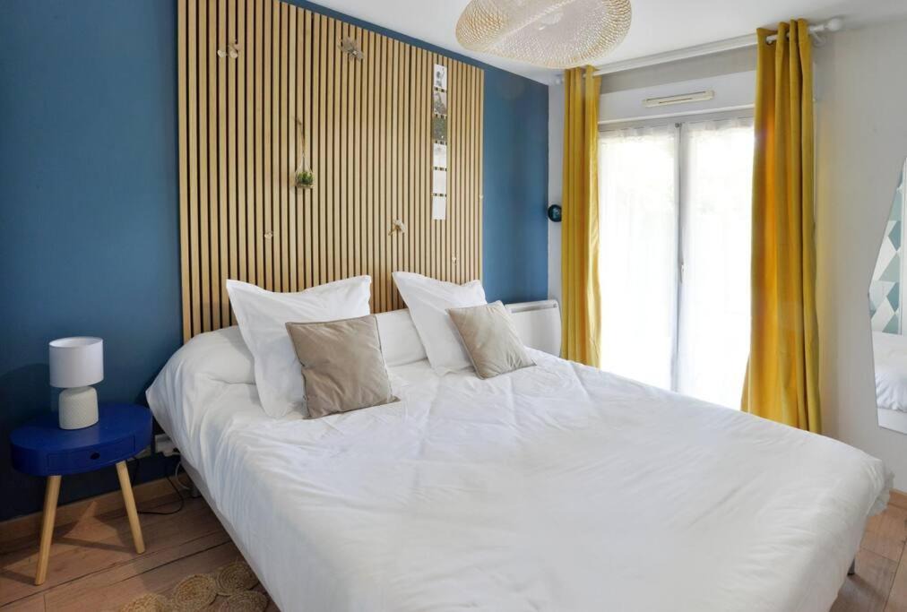 Photo of Bedroom in Bailly-Romainvilliers