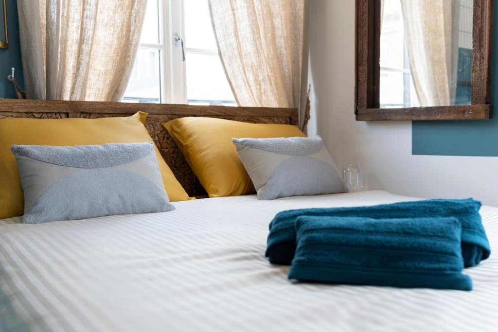 Photo of Bedroom in Pont-Audemer