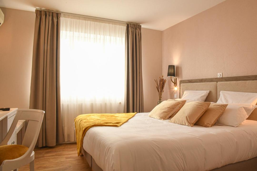 Photo of Bedroom in Albert
