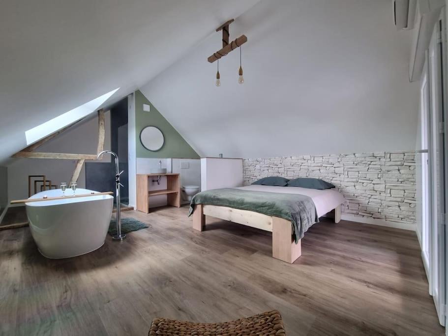 Photo of Bedroom in Trepied