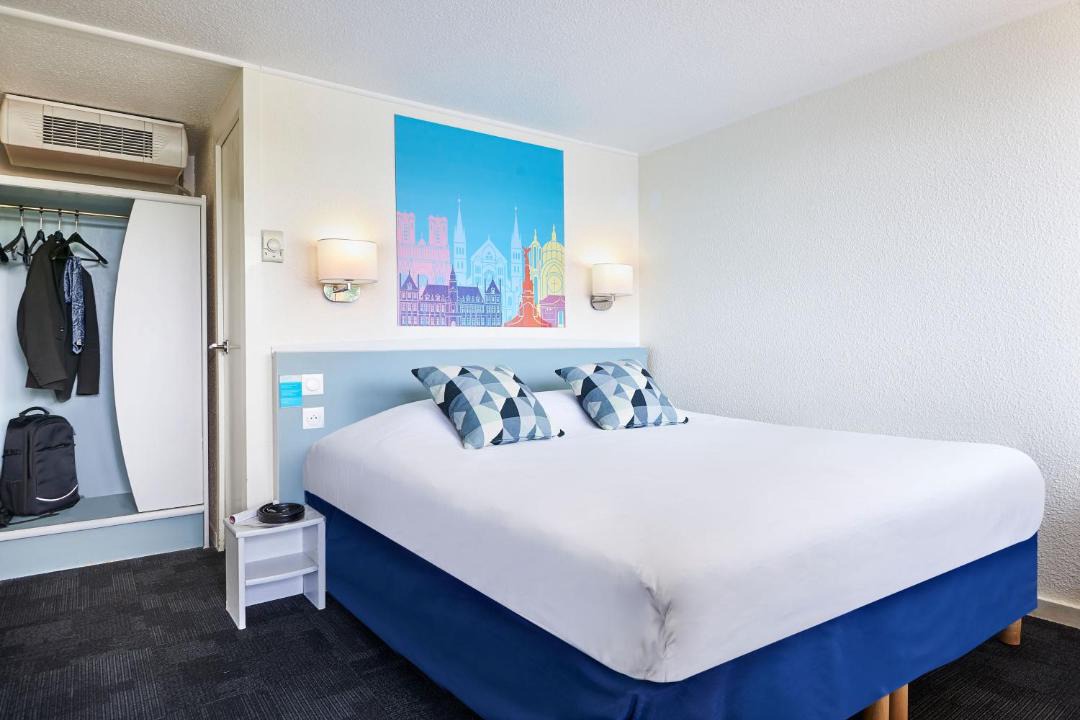 Photo of Bedroom in Gonesse