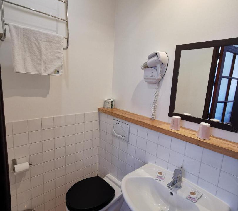 Photo of Bathroom in Etretat