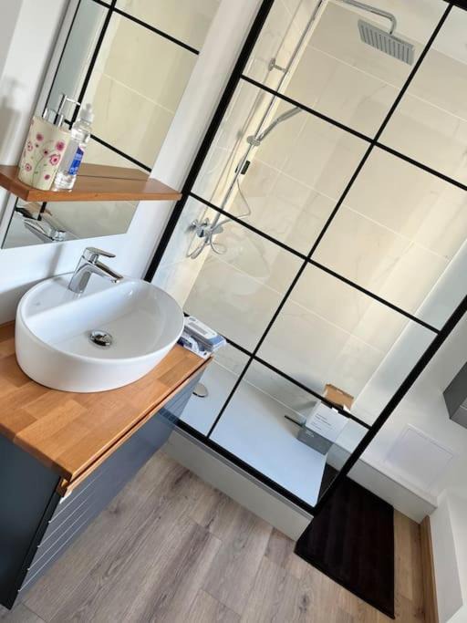 Photo of Bathroom in Tourcoing