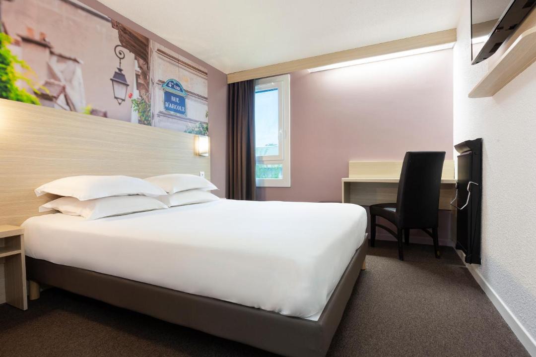 Photo of Bedroom in Chelles