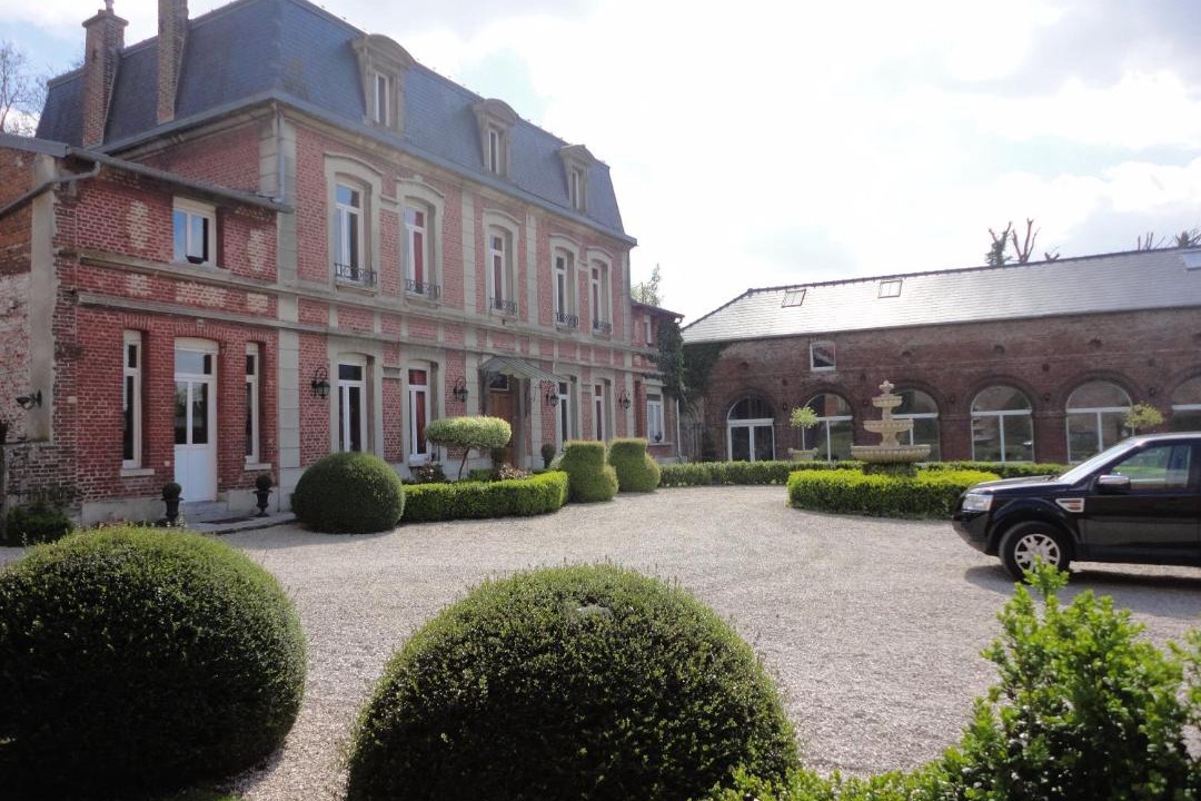Photo of Buildings in Masnieres