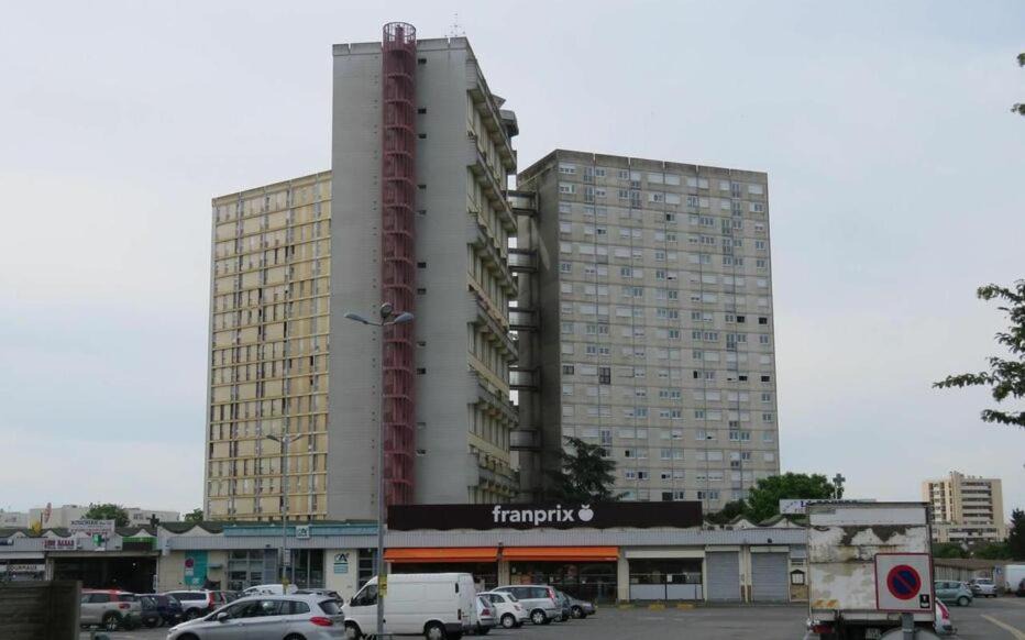 Photo of Buildings in Le Mee-sur-Seine