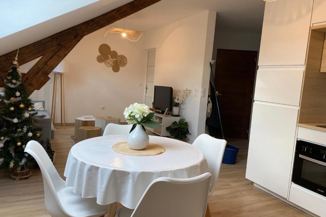 Photo of Livingroom in Charleville-Mezieres
