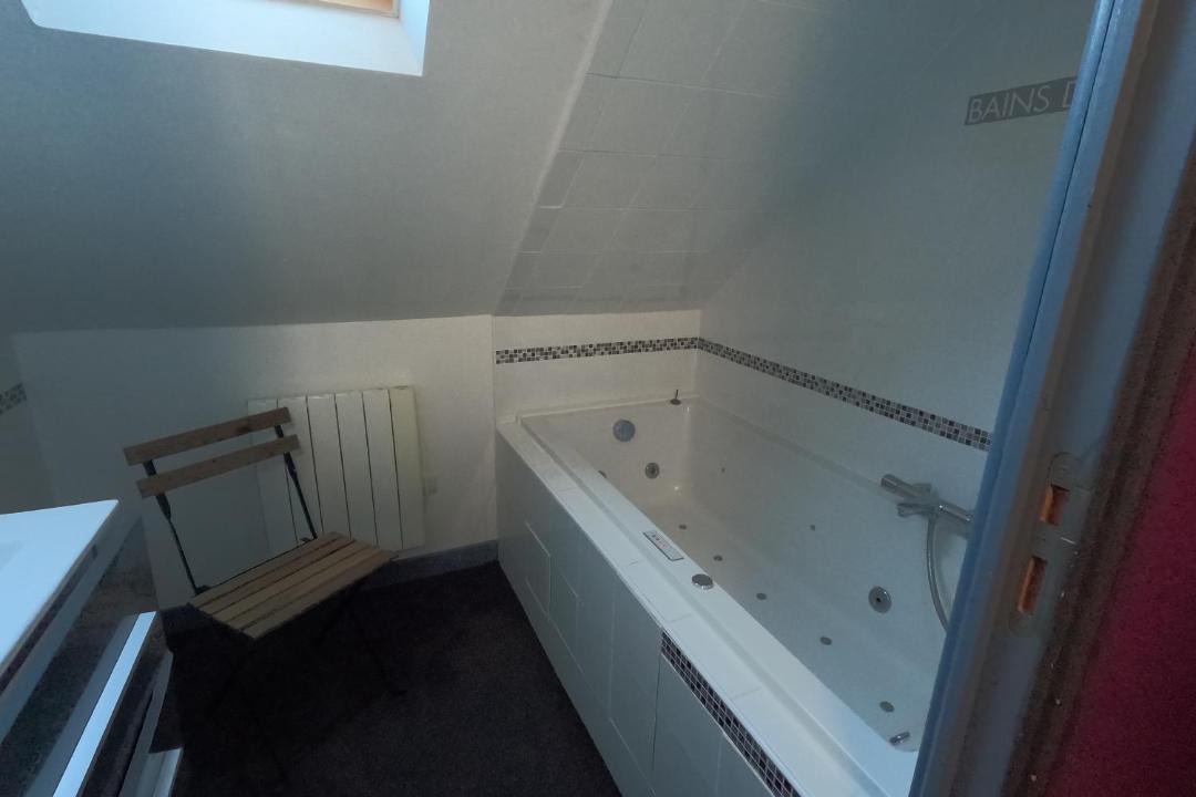Photo of Bathroom in Vervins