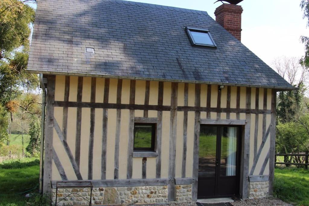 Photo of Buildings in Les Authieux-sur-Calonne