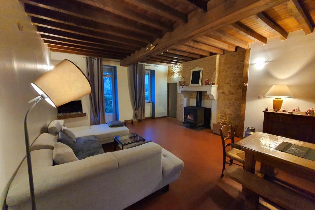 Photo of Livingroom in Crux-la-Ville
