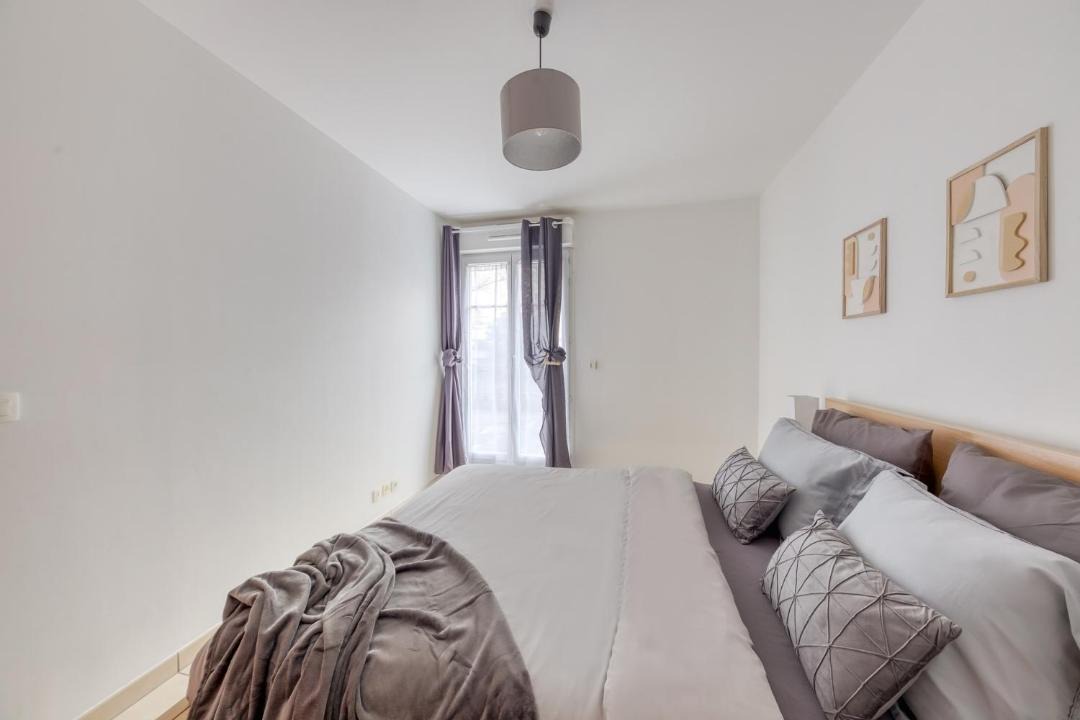 Photo of Bedroom in Bussy-Saint-Georges