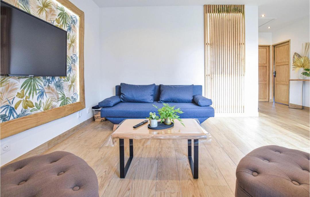 Photo of Livingroom in Angerville-l'Orcher