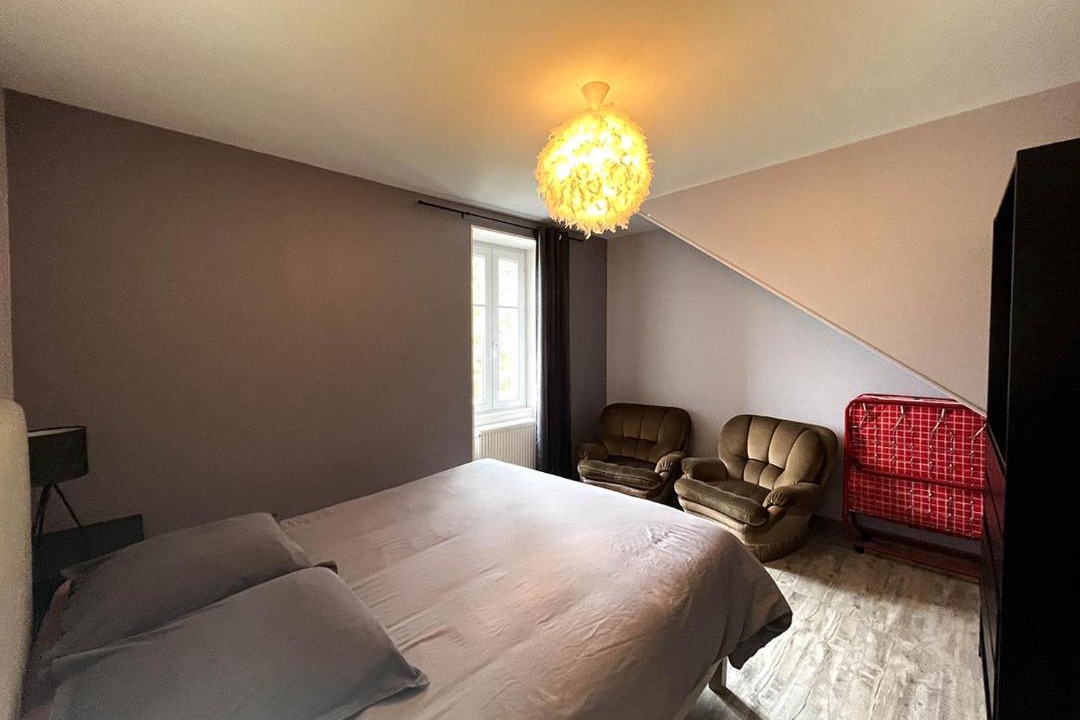 Photo of Bedroom in Saint-Didier-sur-Arroux
