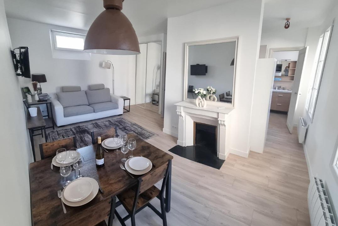 Photo of Livingroom in Levallois-Perret