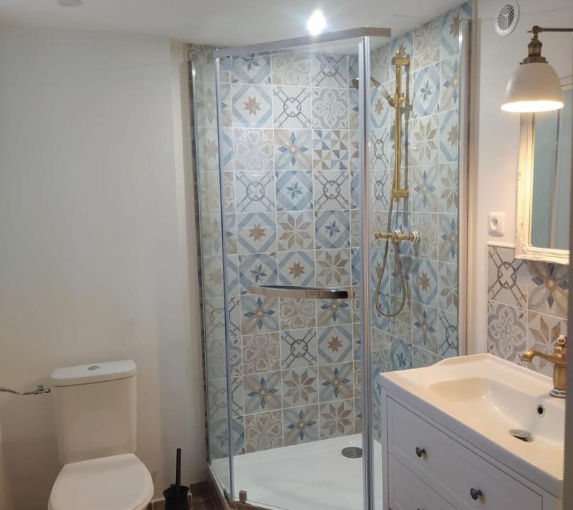 Photo of Bathroom in Pontpoint