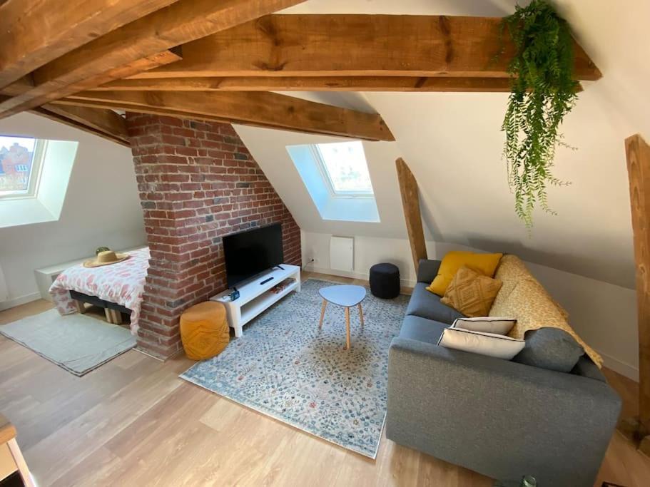 Photo of Livingroom in Calais City Center