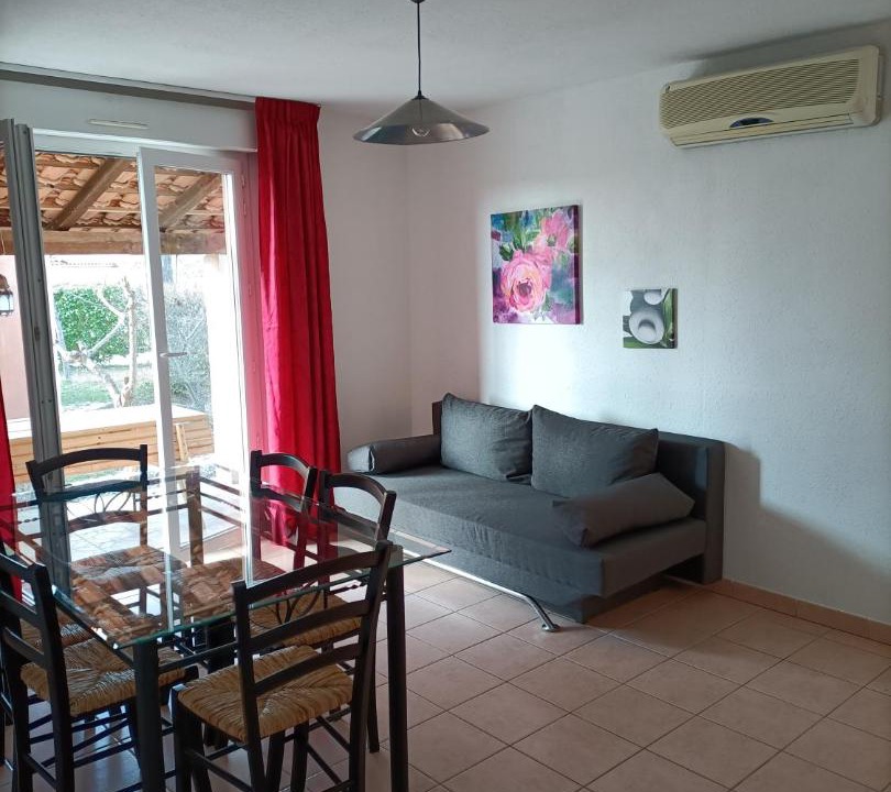 Photo of Livingroom in Grospierres