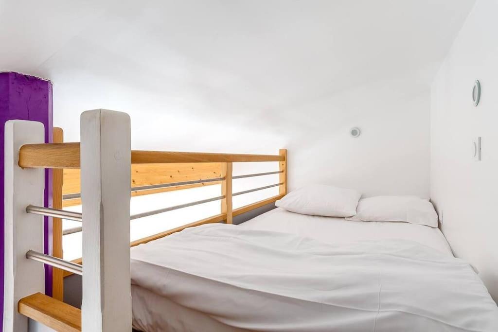 Photo of Bedroom in Bailly-Romainvilliers