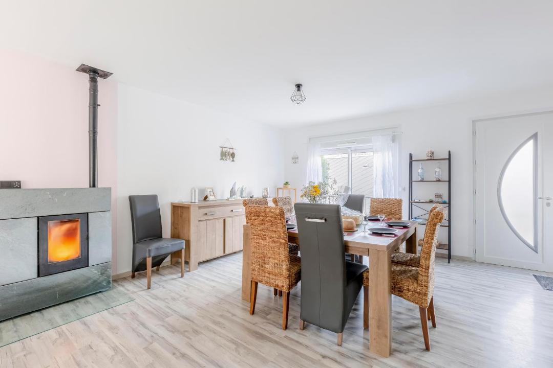Photo of Livingroom in Bouvaincourt-sur-Bresle