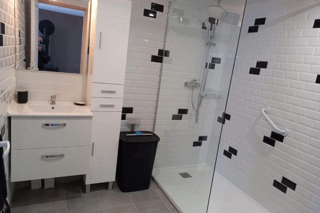 Photo of Bathroom in Pende