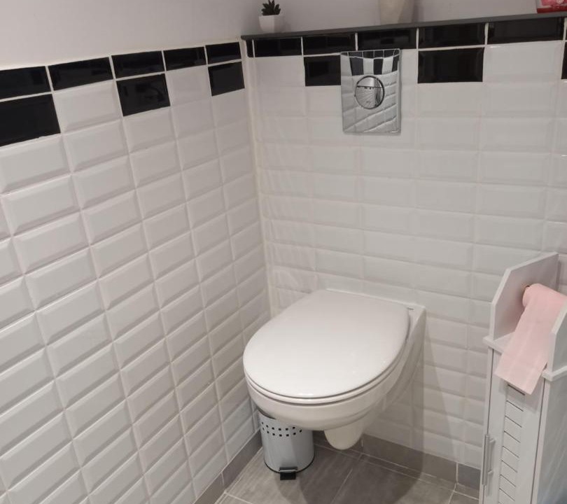 Photo of Bathroom in Pende