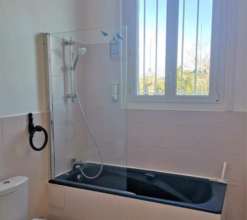 Photo of Bathroom in Criquebeuf-en-Caux