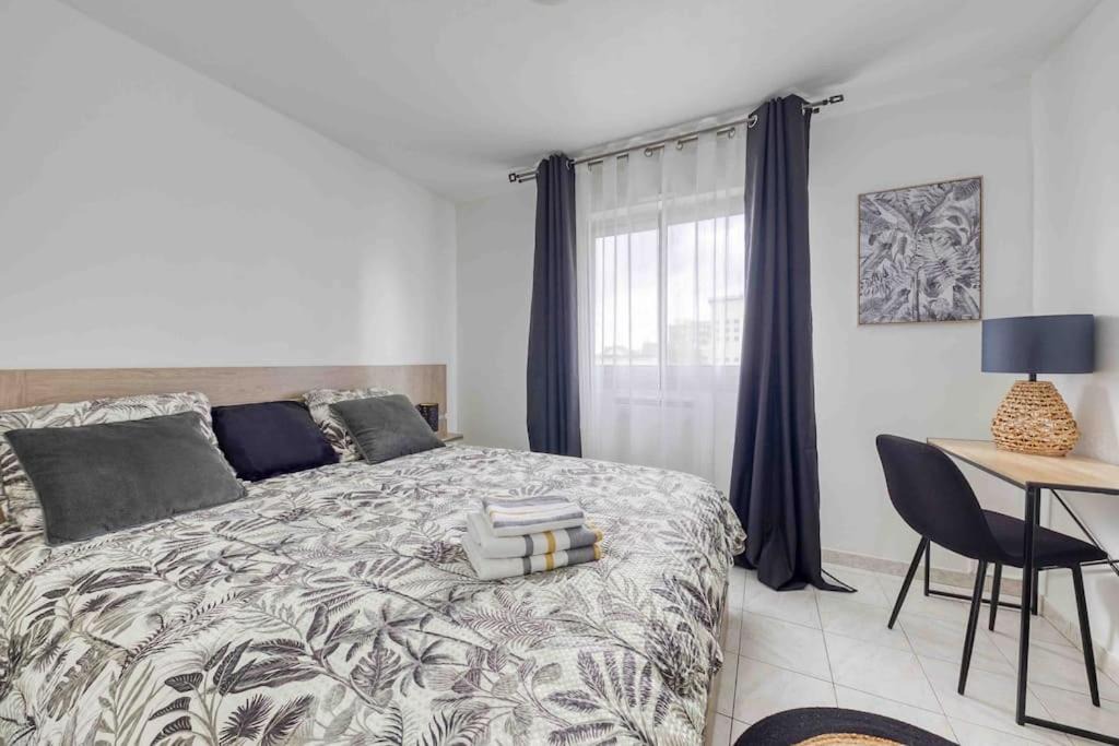 Photo of Bedroom in Sevran
